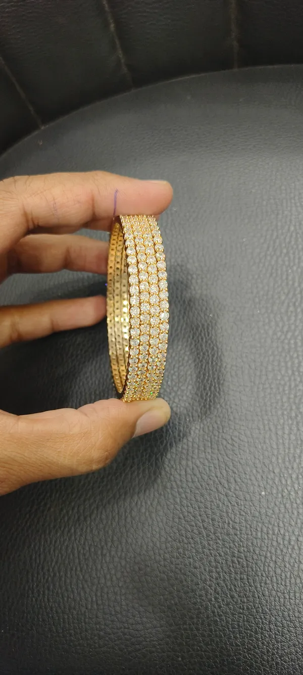 Gold_Tone_Stone_Studded_Bangle_for_Women