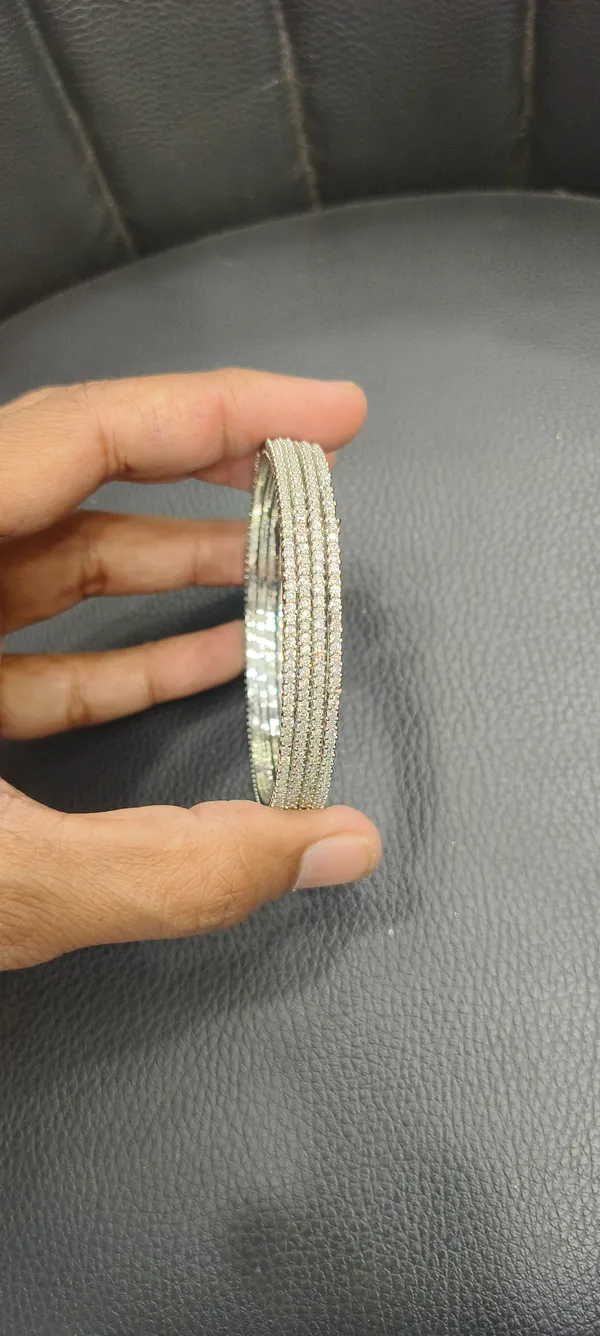 Silver_Stone_Studded_Bangle_Set_for_Women