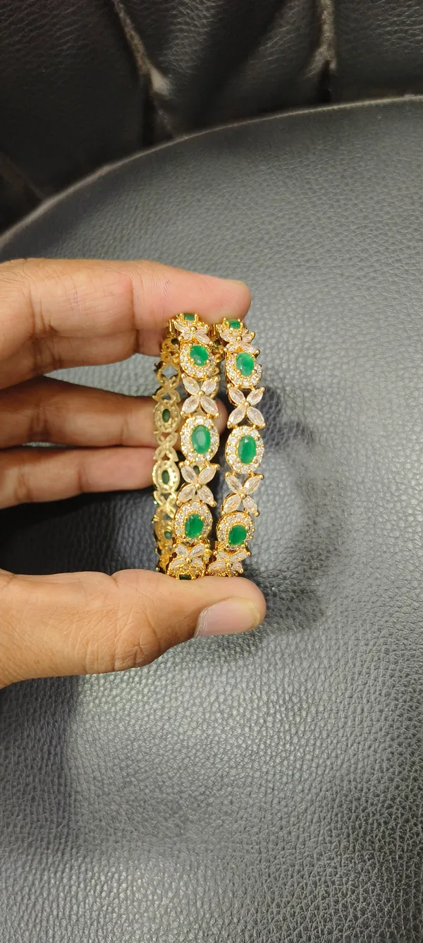 Gold_Tone_Green_Stone_Embellished_Bangles_for_Women