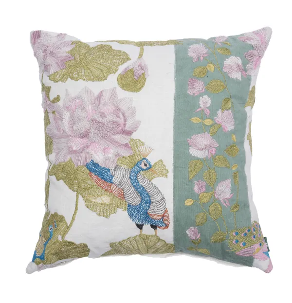 Hans_Padma_Cushion_45x45_Cm