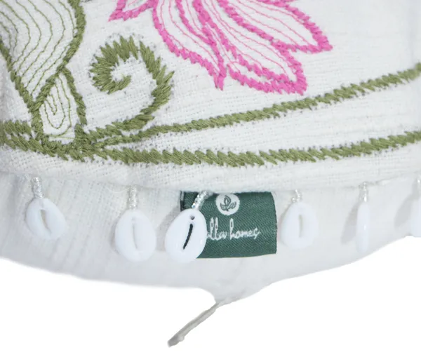 Padma_Bloom_Cushion_16inch_Round