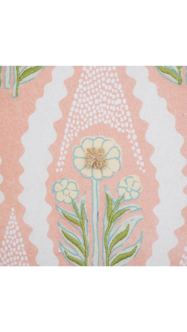 Daisy_Trellis_Diamond_Print_Square_Cushion_45x45_Cm