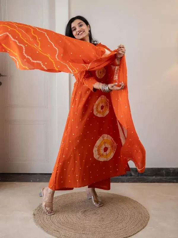 Orange_Bandhani_Print_Kurta_Set_With_Dupatta