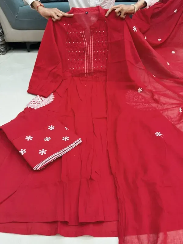 Pink_Mul_Cotton_Embroidered_Straight_Suit_Set_With_Dupatta_For_Women