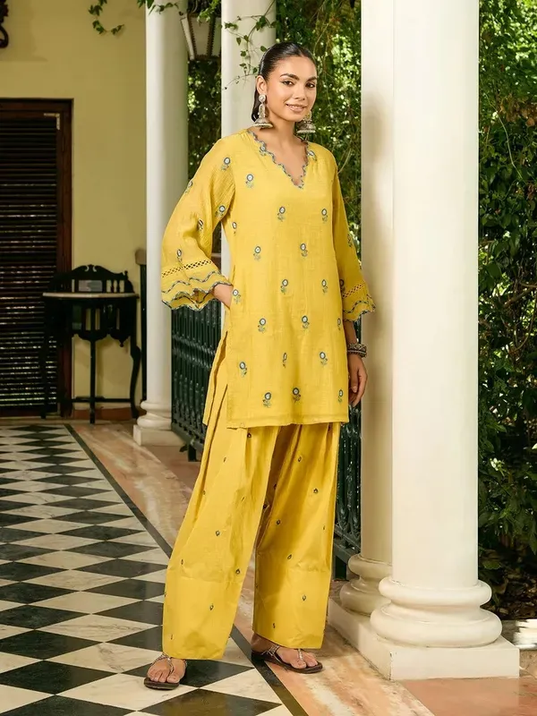 Yellow_Chanderi_Embroidered_Kurta_Farshi_Salwar_Set_For_Women