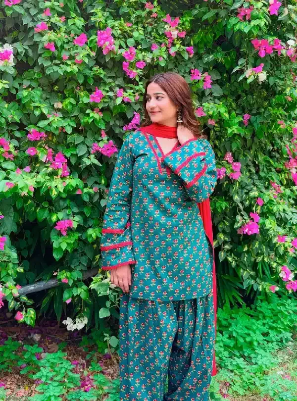 Green_Cotton_Fancy_Sleeve_Farshi_Pant_Kurta_Set_For_Women