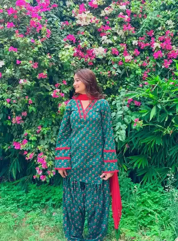Green_Cotton_Fancy_Sleeve_Farshi_Pant_Kurta_Set_For_Women