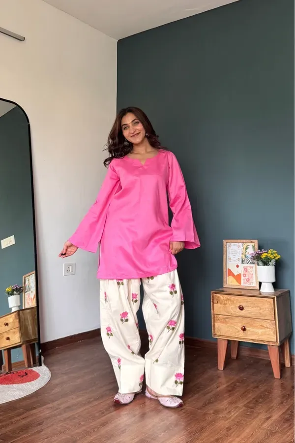 Pink_Cotton_Embroidered_Farshi_Salwar_Set_For_Women