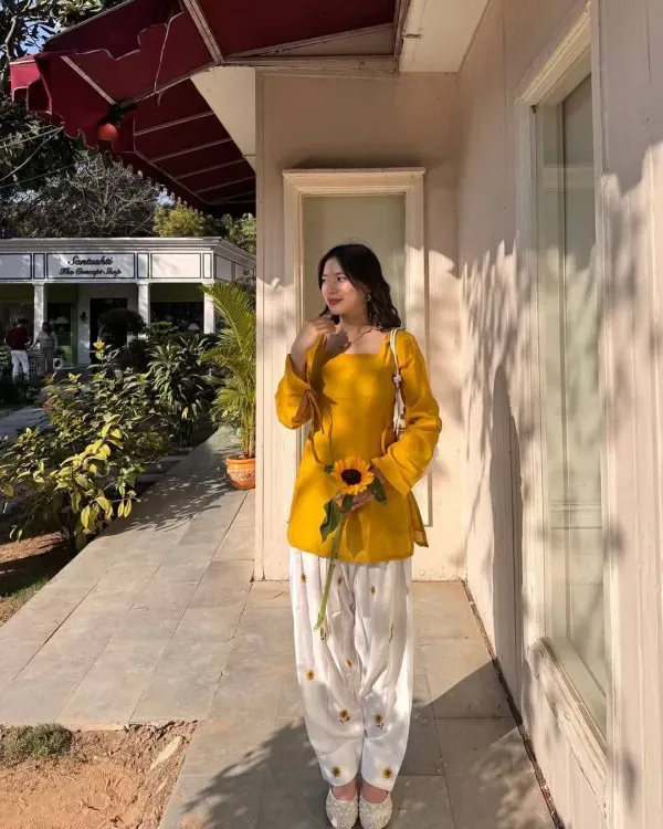 Yellow_Cotton_Straight_Kurta_Farshi_Salwar_Set_For_Women