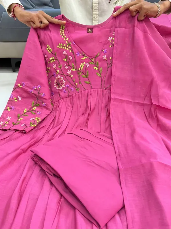 Pink_Cotton_Floral_Embroidered_Anarkali_Suit_Set_For_Women