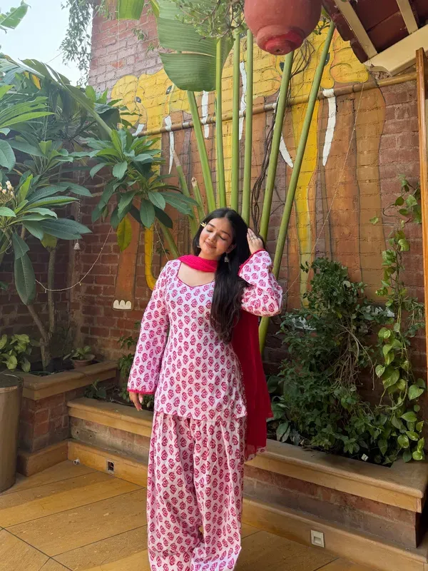 Pink_Cotton_Straight_Farshi_Salwar_Suit_For_Women