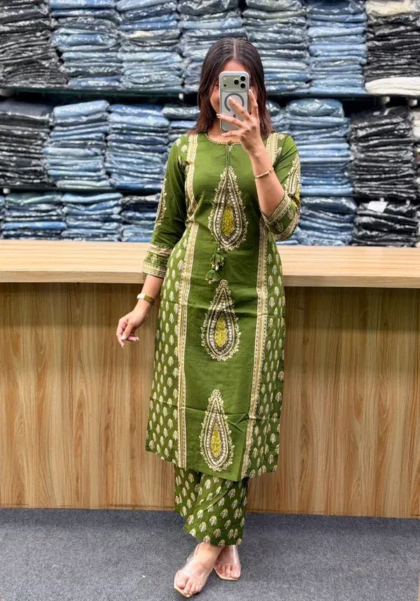 Green_Cotton_Straight_Paisley_Print_Kurta_Set_For_Women