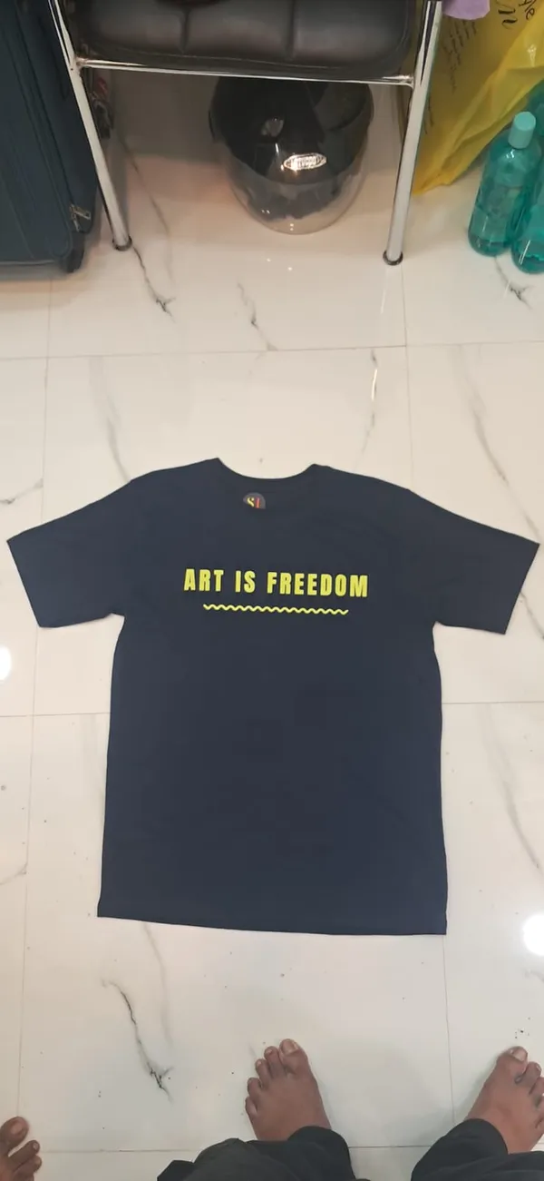 Navy_Graphic_Print_T-Shirt_for_Men