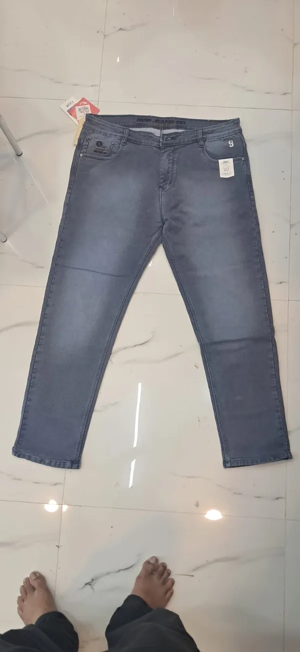 Grey_Denim_Slim_Fit_Jeans_for_Men