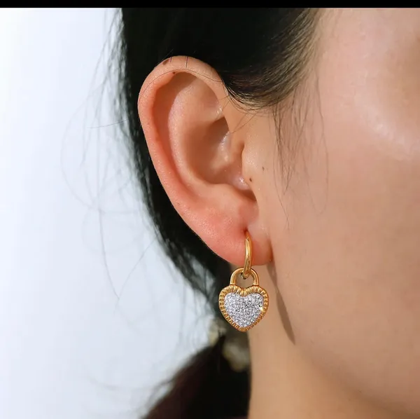 White_Heart_Studded_Earrings_Default_Title