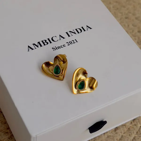 Green_Crystal_Heart_Earrings_Default_Title