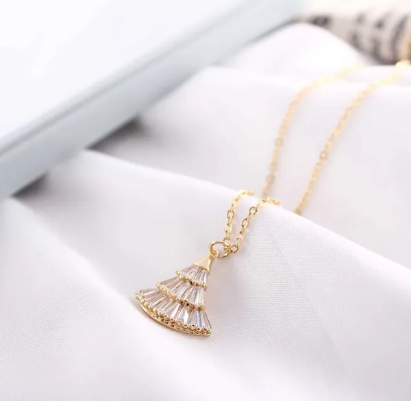 White_Crystal_Studded_Necklace_Default_Title
