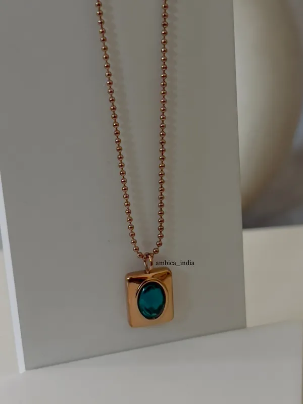 Green_Square_Crystal_Necklace_Default_Title