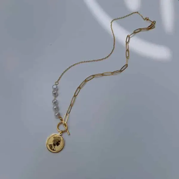 Pearl_With_Queen_Necklace_2_Default_Title