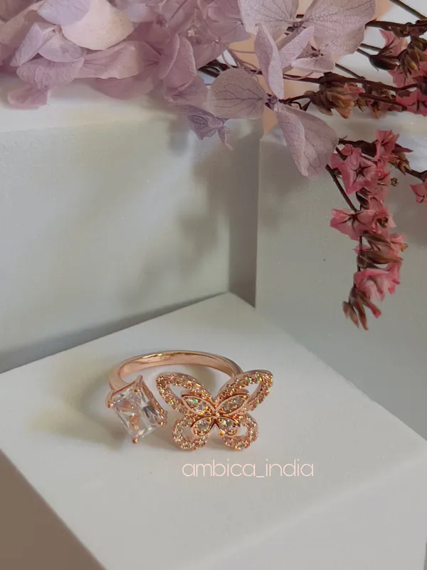 Butterfly_With_White_Crystal_Adjustable_Ring_Default_Title