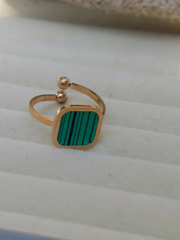 Square_Green_Adjustable_Ring_Default_Title