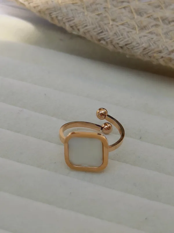 Square_White_Adjustable_Ring_Default_Title