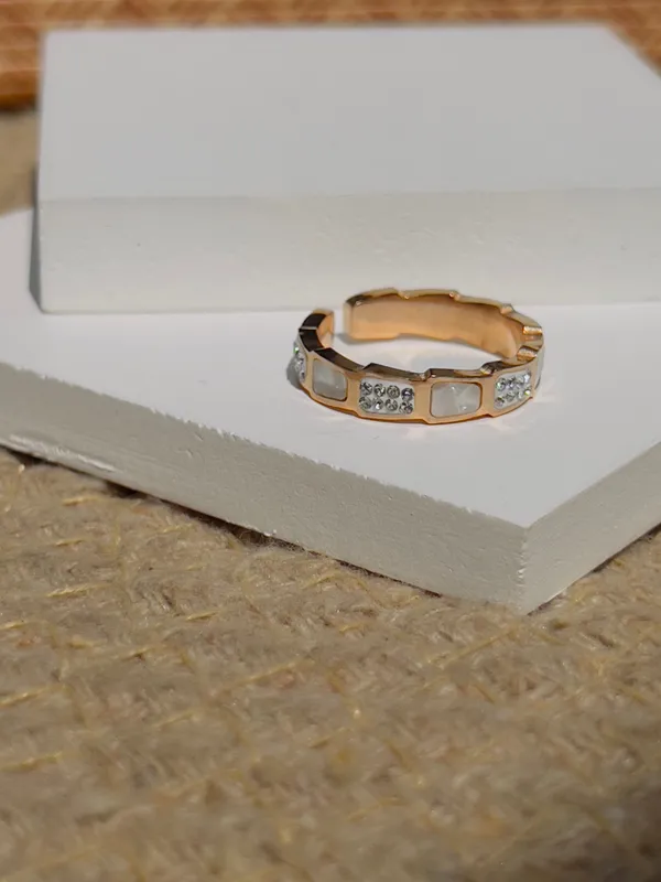 Mother_Pearl_White_Adjustable_Ring_Default_Title