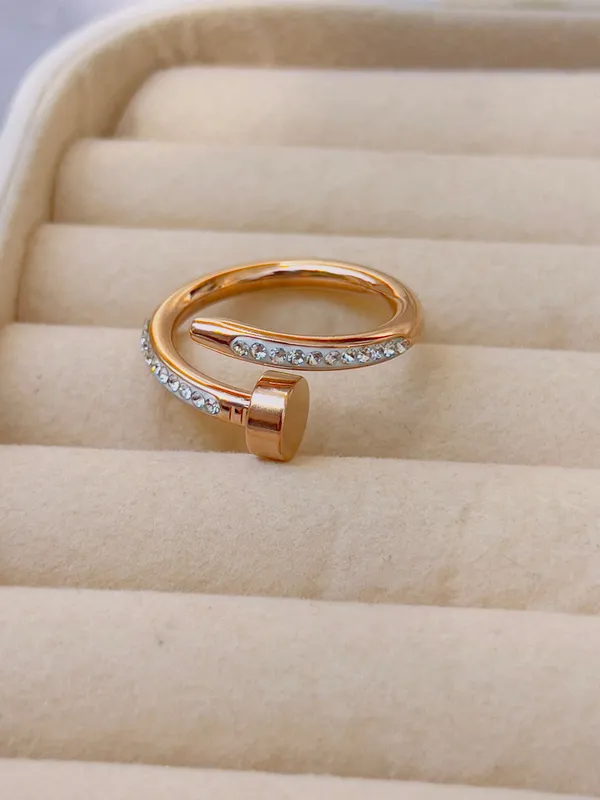 Nail_Studded_Ring