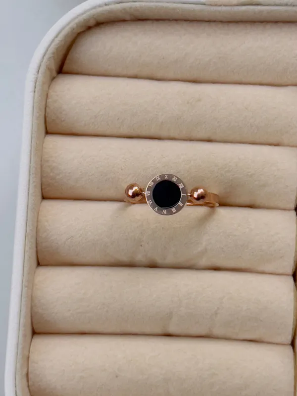 Roman_Reversible_Ring