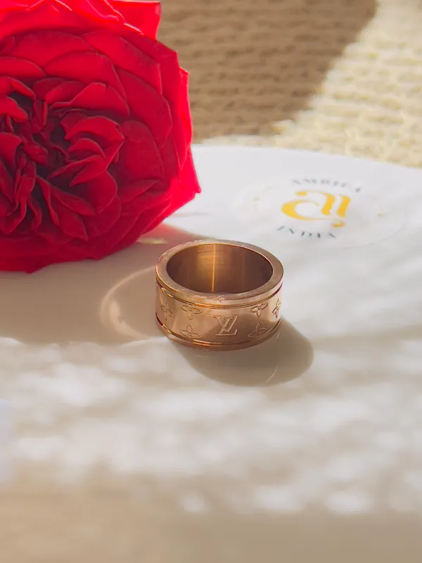 Lv_Band_Ring