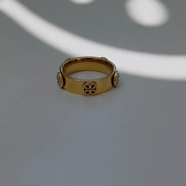 Tory_Ring