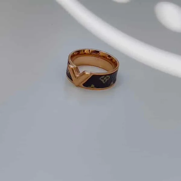 Luxe_Ring