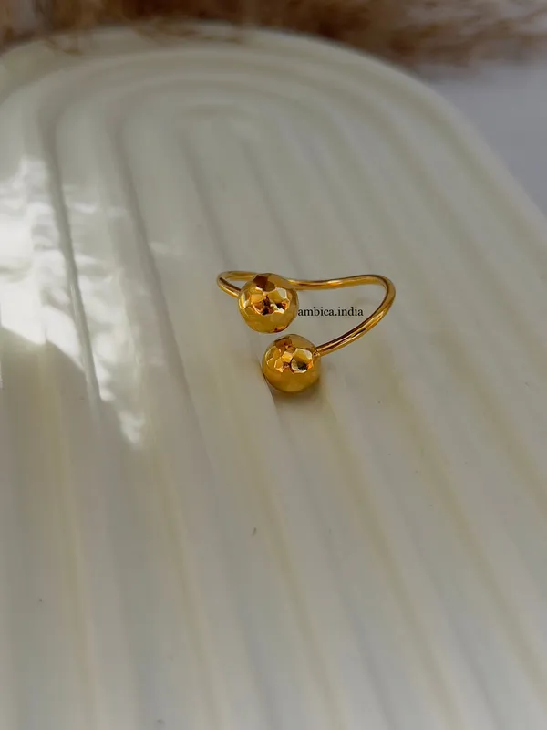 Round_Cross_Gold_Adjustable_Ring_Default_Title