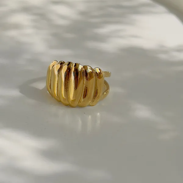 Croissant_Dome_Ring_Default_Title