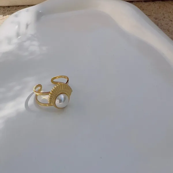 Pearl_Vintage_Ring_Default_Title