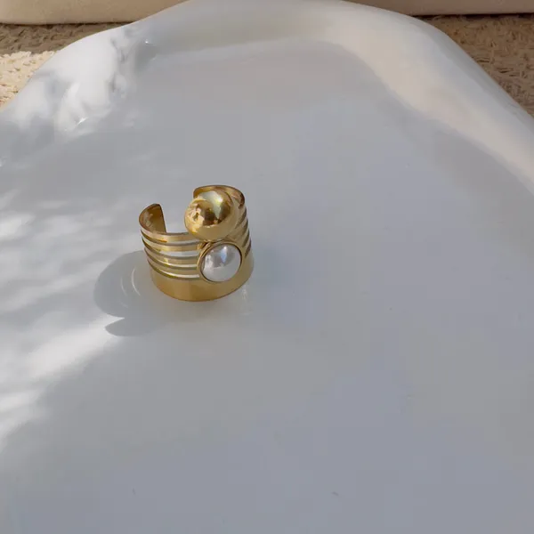 Chunky_Pearl_Ring_Default_Title