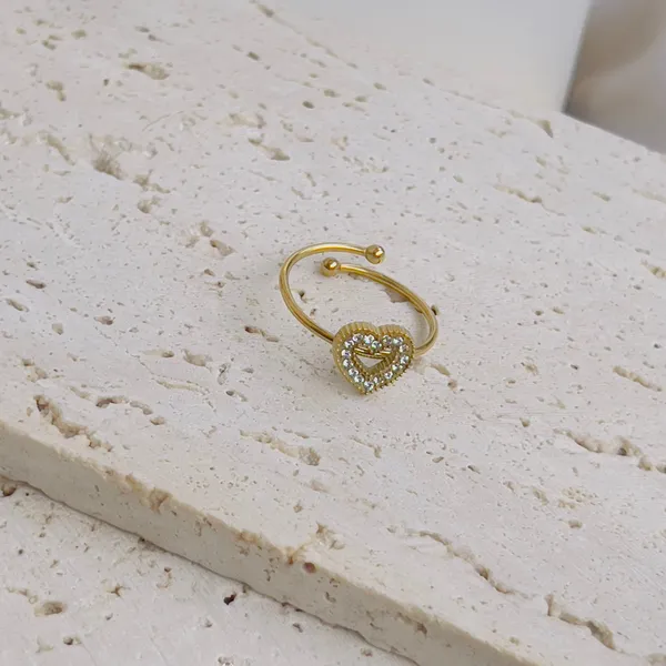 White_Heart_Ring_Default_Title