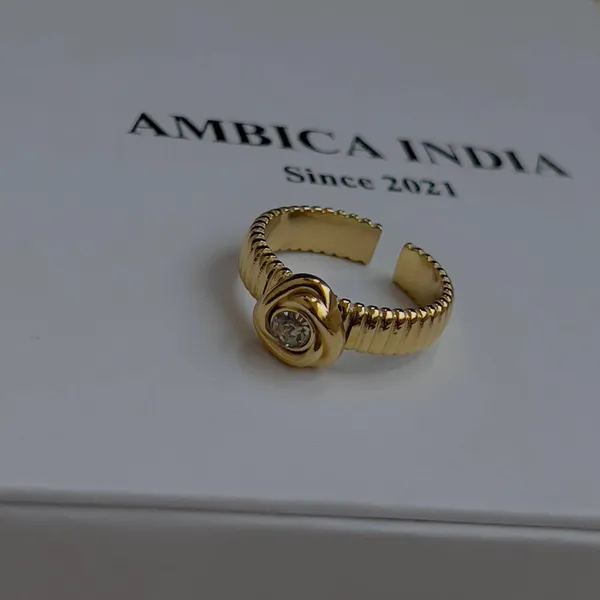 Rose_White_Crystal_Ring_Default_Title