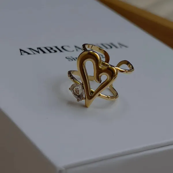 Heart_White_Crystal_Ring_Default_Title