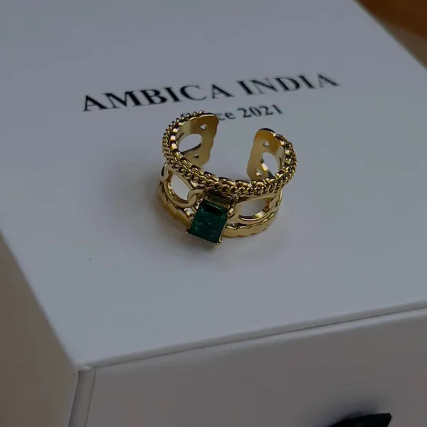 Classic_Green_Crystal_Ring_Default_Title
