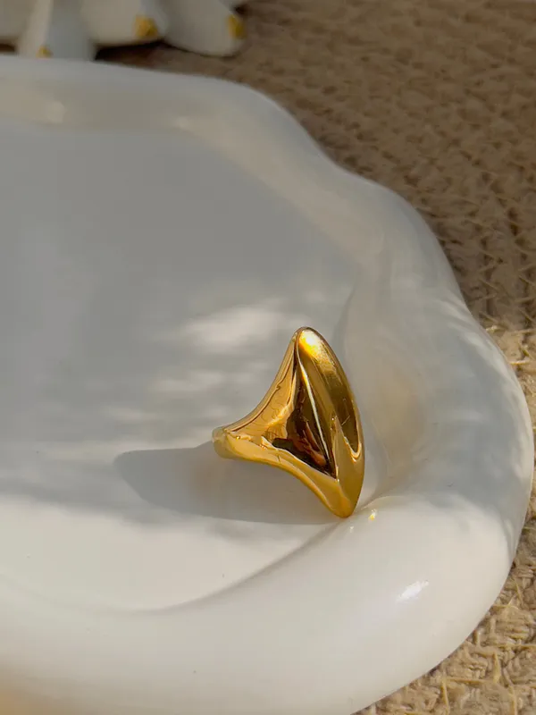 Oval_Shap_Thick_Ring