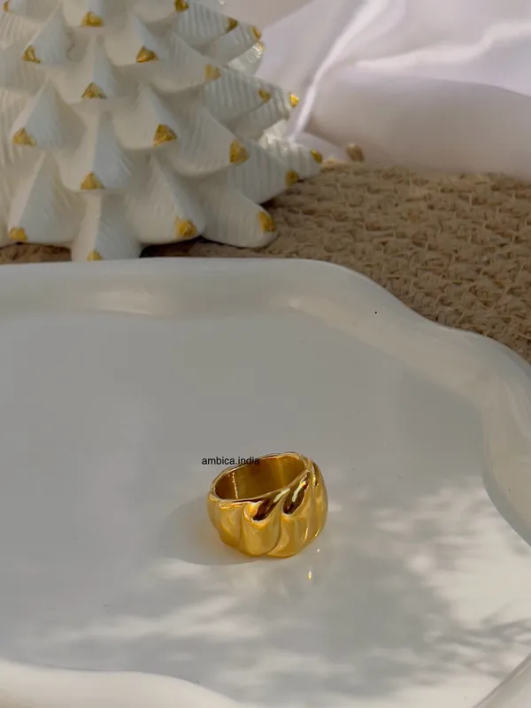 Valley_Ring
