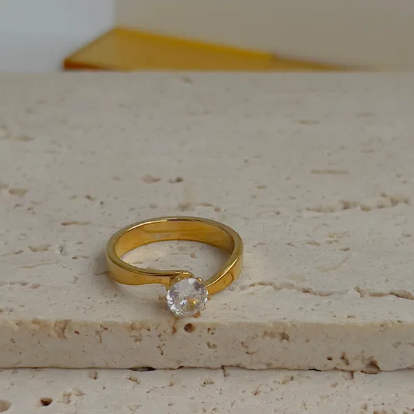Solitaire_Ring