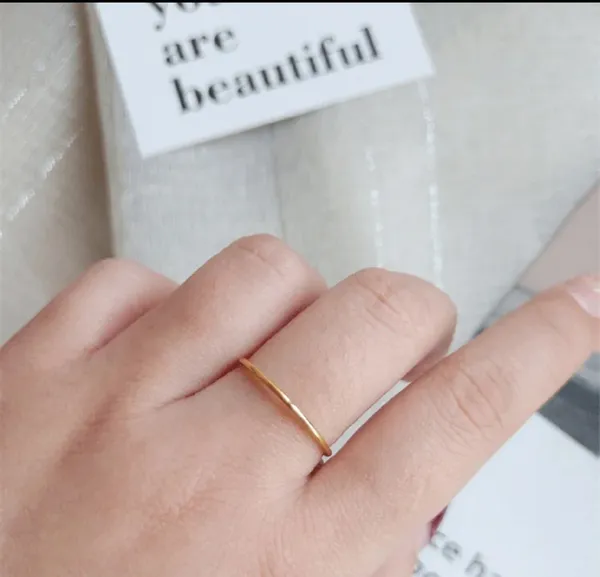 Thin_Pailn_Ring