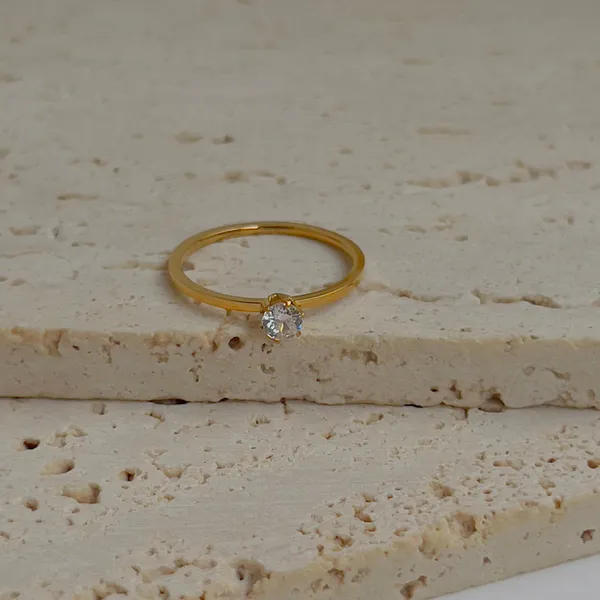 One_Diamond_Ring