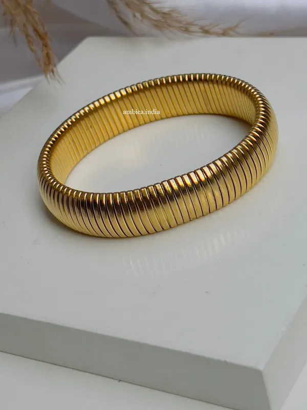 Chunky_Viper_Bracelet_18k_Gold_Plated_Default_Title