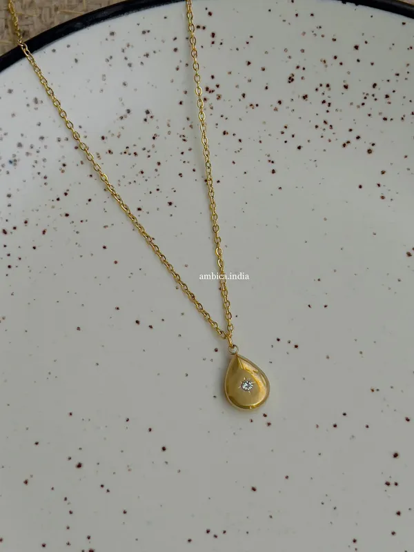 Drop_Necklace_18k_Gold_Plated_Default_Title