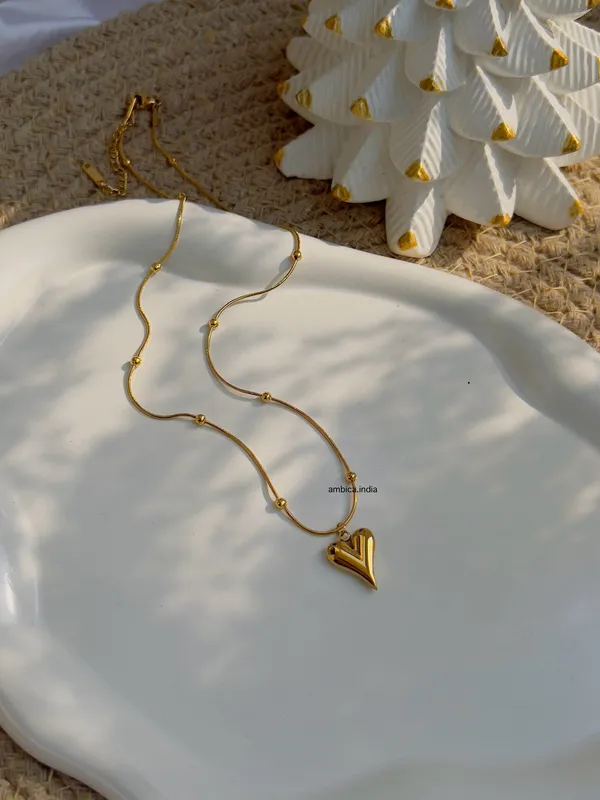 Heart_Necklace_18k_Gold_Plated_Default_Title