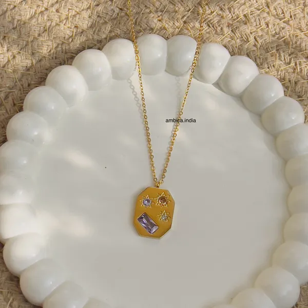 Crystal_Rectangle_Necklace_Default_Title