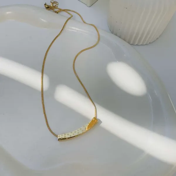 Luxury_Necklace_Default_Title